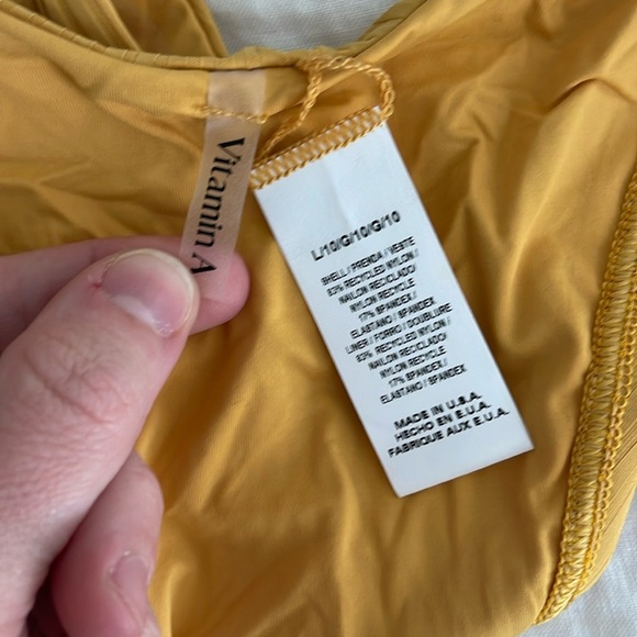 Vitamin A Swimwear High Leg Bikini Bottom Size Large (10) NWT - Picture 3 of 4